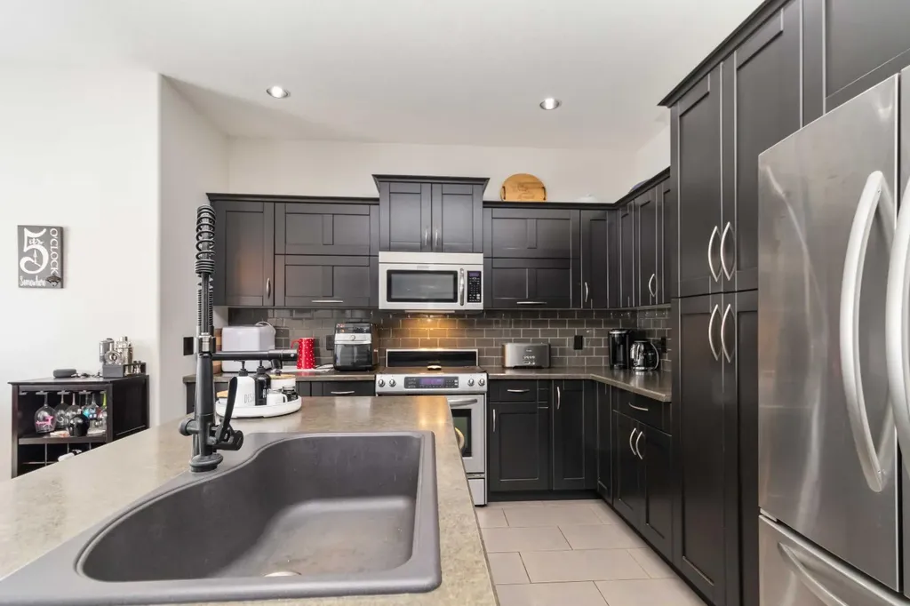 495 Killdeer Way Fort Mcmurray AB T9K0R5