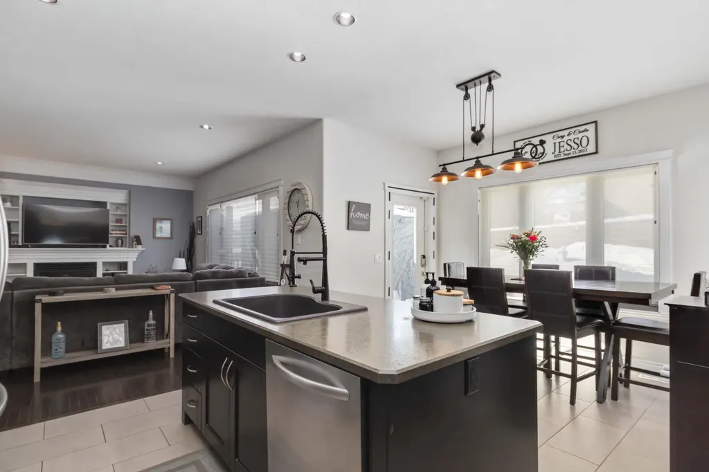 495 Killdeer Way Fort Mcmurray AB T9K0R5