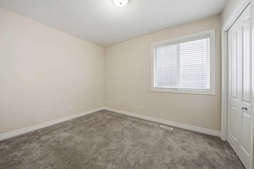 27 Saddleland Way NE Calgary AB T3J5K6