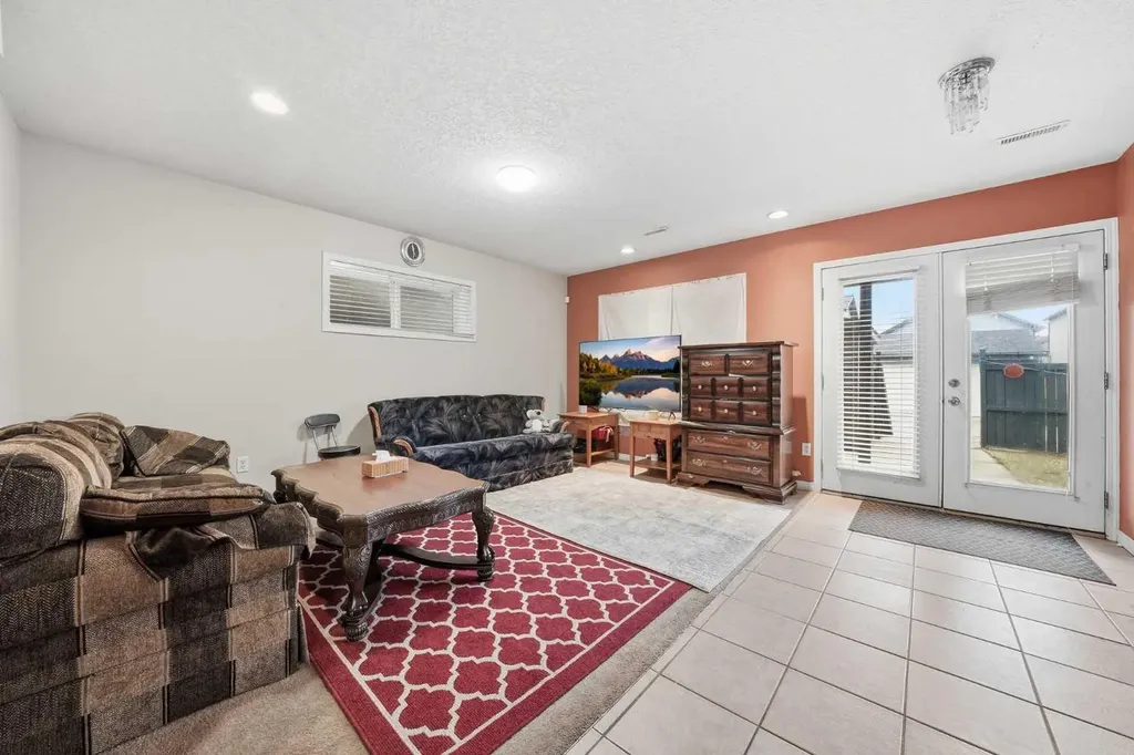 27 Saddleland Way NE Calgary AB T3J5K6