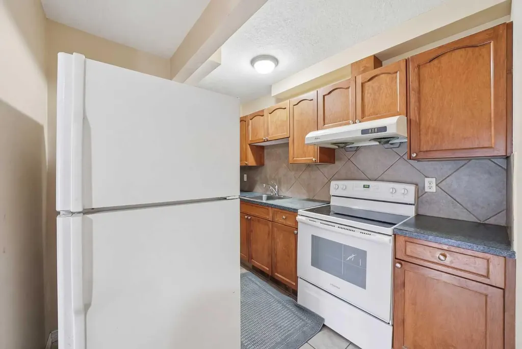 27 Saddleland Way NE Calgary AB T3J5K6