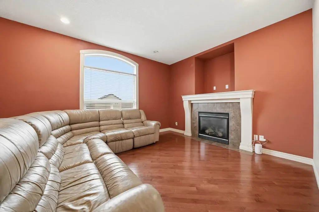 27 Saddleland Way NE Calgary AB T3J5K6