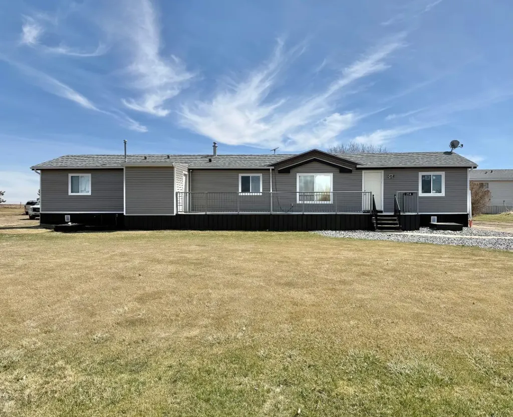 214 Blue Heron Road Rural Newell County Of AB T1R 0S1