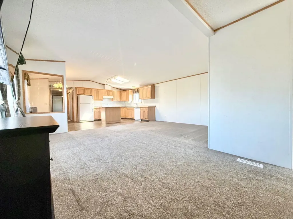 214 Blue Heron Road Rural Newell County Of AB T1R 0S1