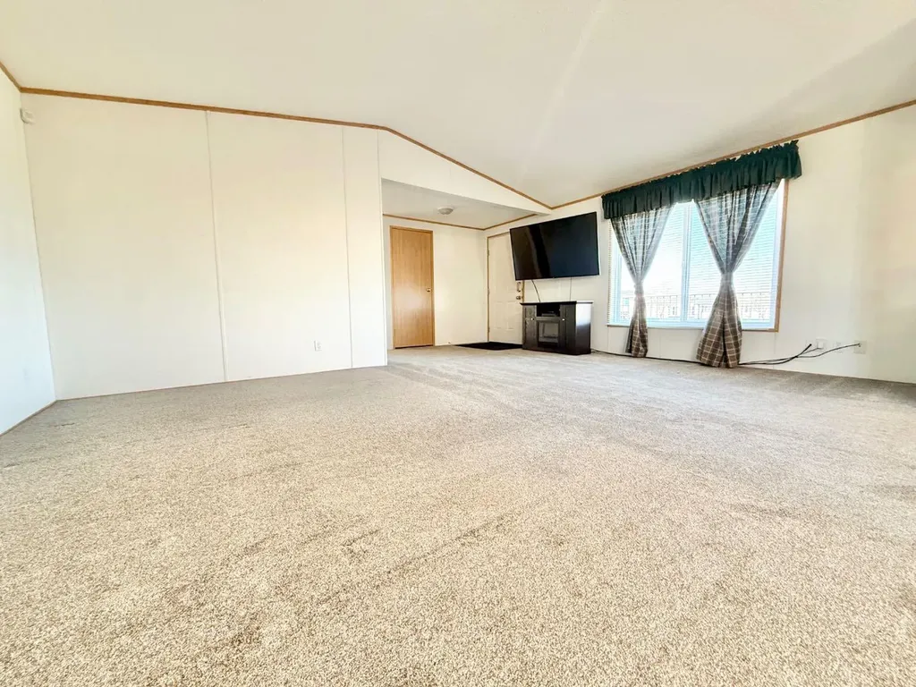 214 Blue Heron Road Rural Newell County Of AB T1R 0S1