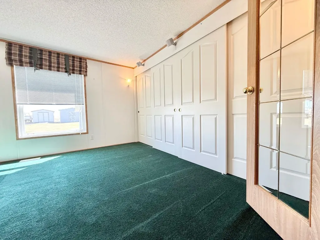 214 Blue Heron Road Rural Newell County Of AB T1R 0S1