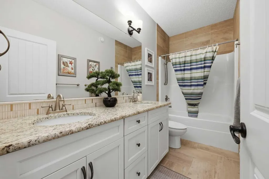 113 Cranarch Common SE Calgary AB T3M 1M1
