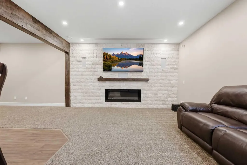 113 Cranarch Common SE Calgary AB T3M 1M1
