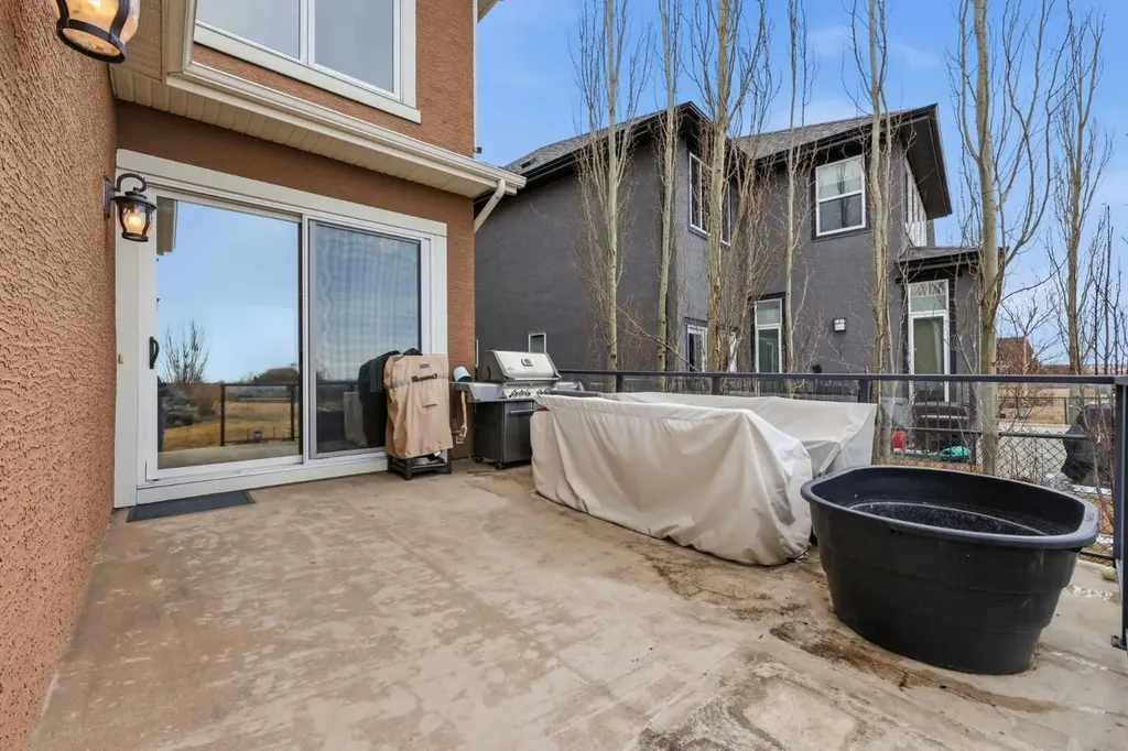 113 Cranarch Common SE Calgary AB T3M 1M1