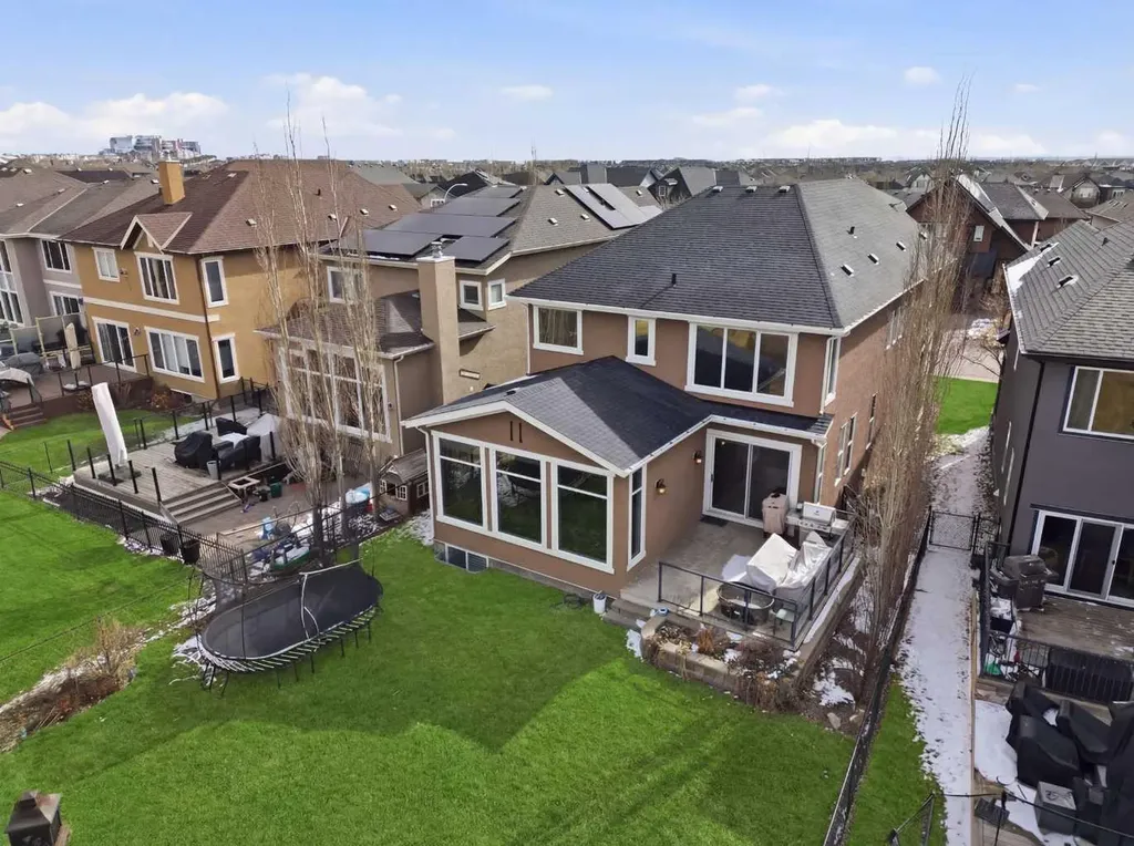 113 Cranarch Common SE Calgary AB T3M 1M1