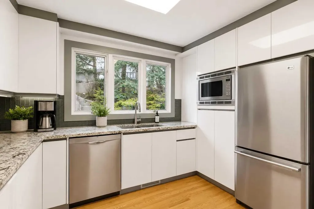 2910 Marquette Street SW Calgary AB T2T 3E3