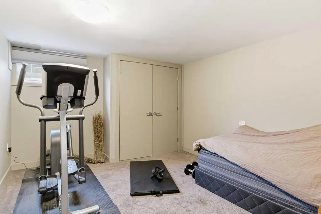 2910 Marquette Street SW Calgary AB T2T 3E3