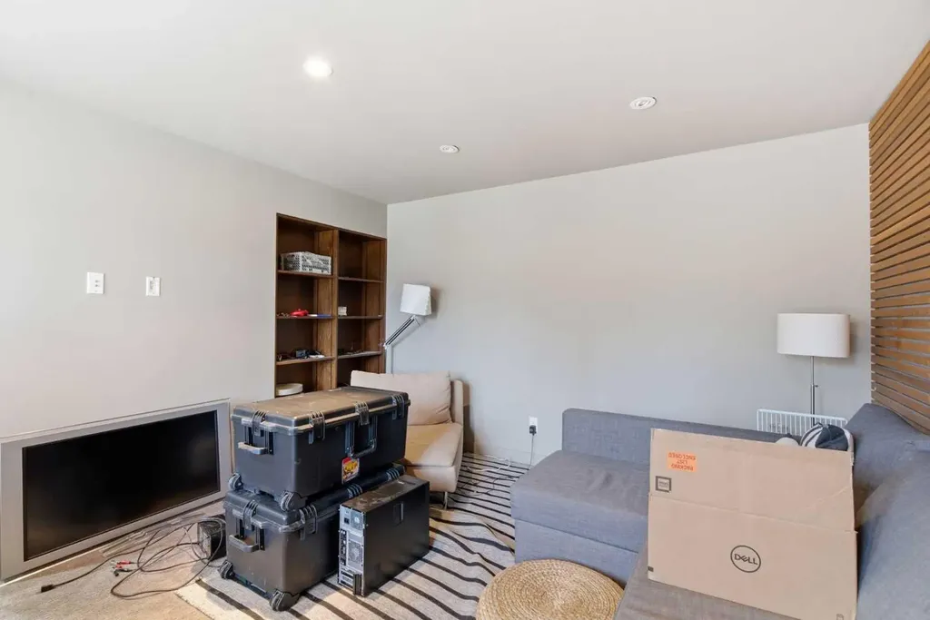 2910 Marquette Street SW Calgary AB T2T 3E3