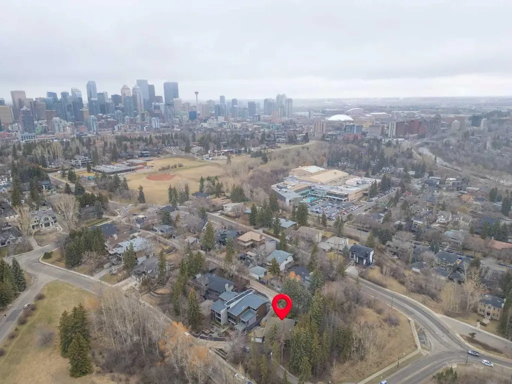2910 Marquette Street SW Calgary AB T2T 3E3