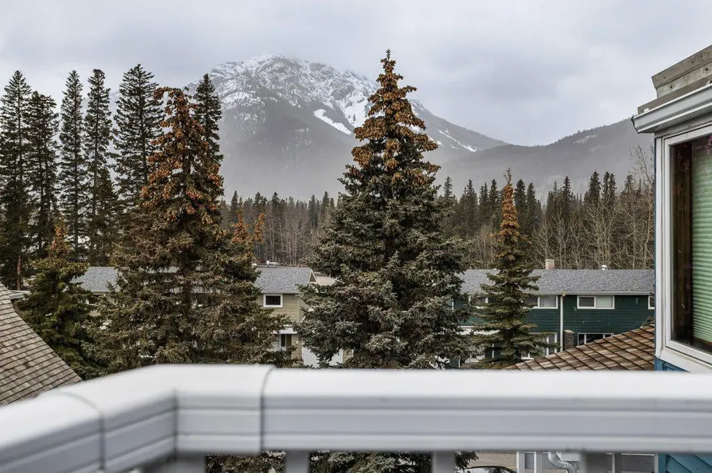 420 Squirrel Street Banff AB T1L1G5