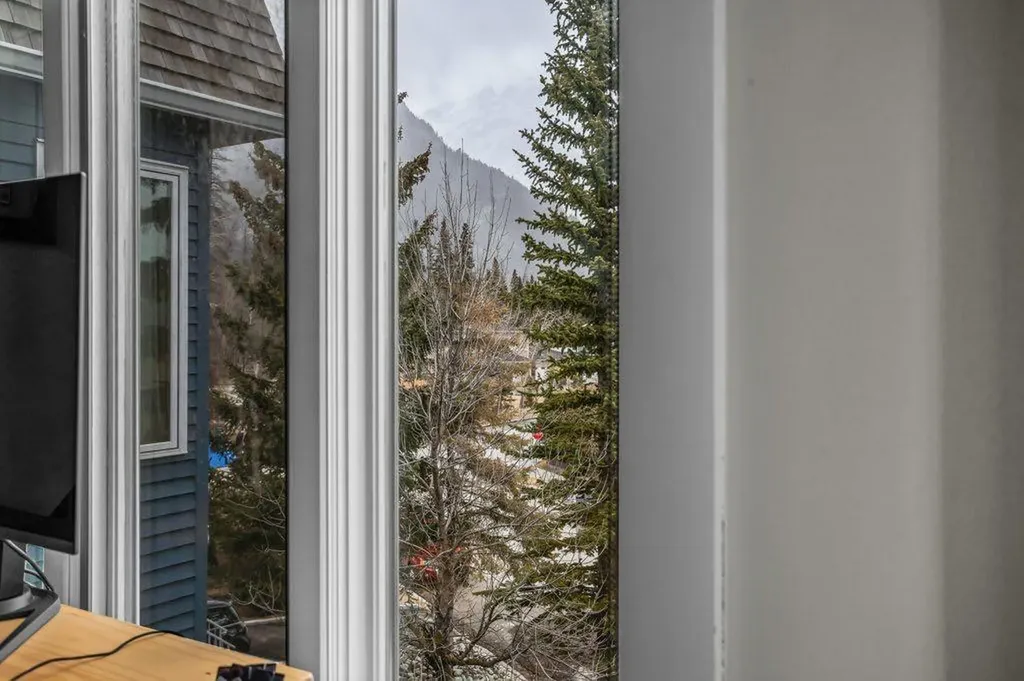420 Squirrel Street Banff AB T1L1G5