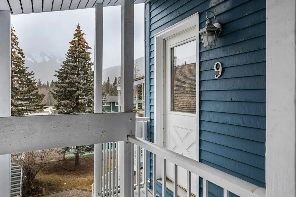 420 Squirrel Street Banff AB T1L1G5