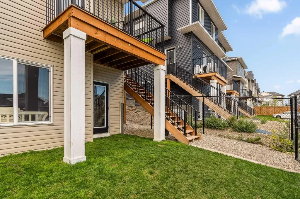 182 River Heights Drive Cochrane AB T4C 2V1