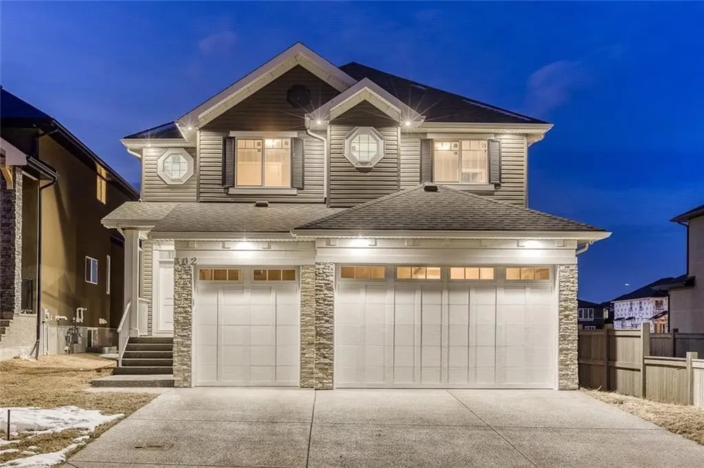 302 Kinniburgh Road Chestermere AB T1X0Y6