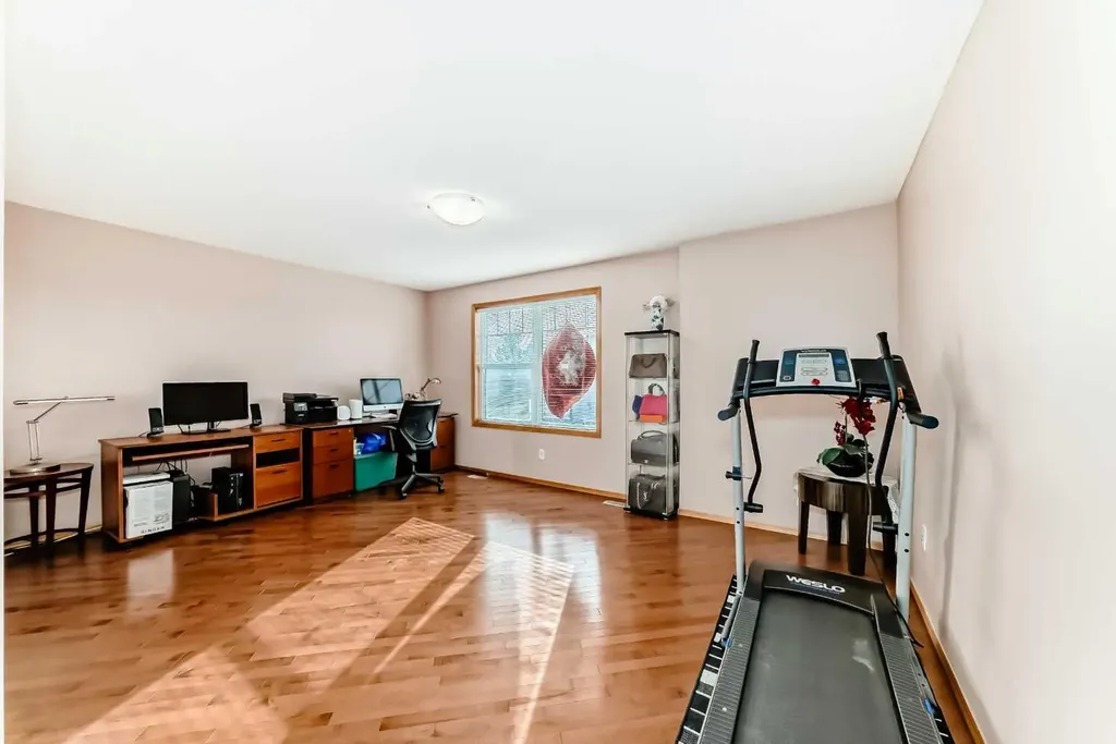 16062 Everstone Road SW Calgary AB T2Y 4J7
