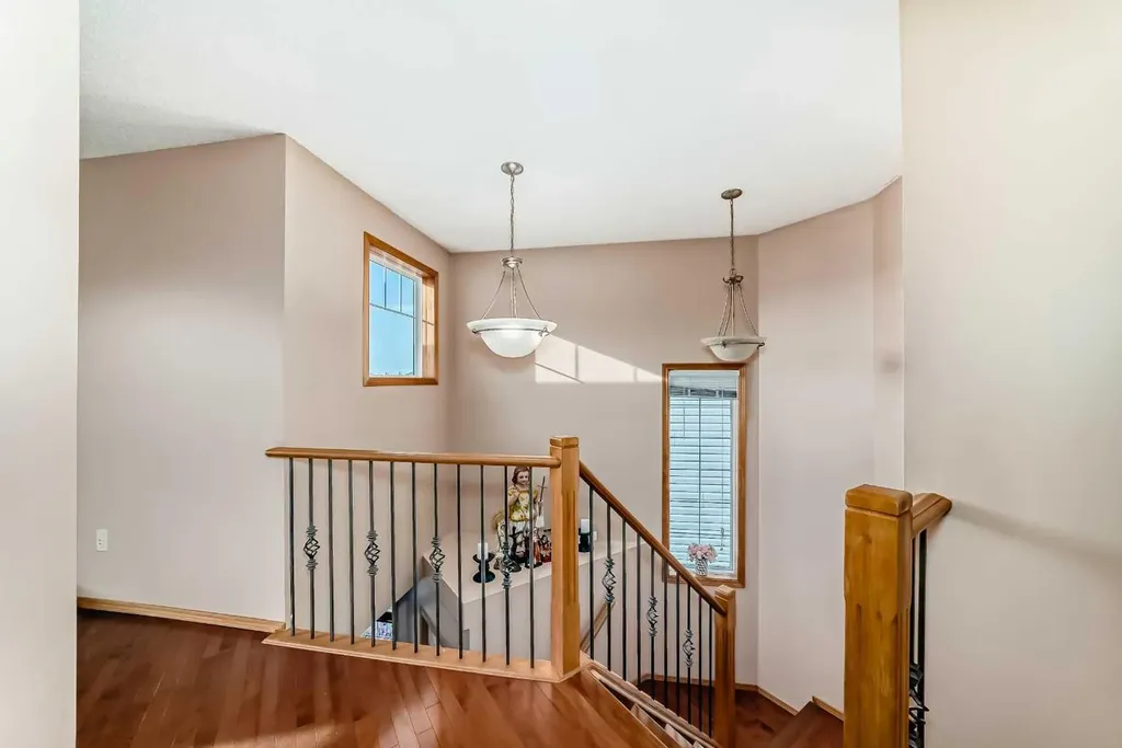 16062 Everstone Road SW Calgary AB T2Y 4J7