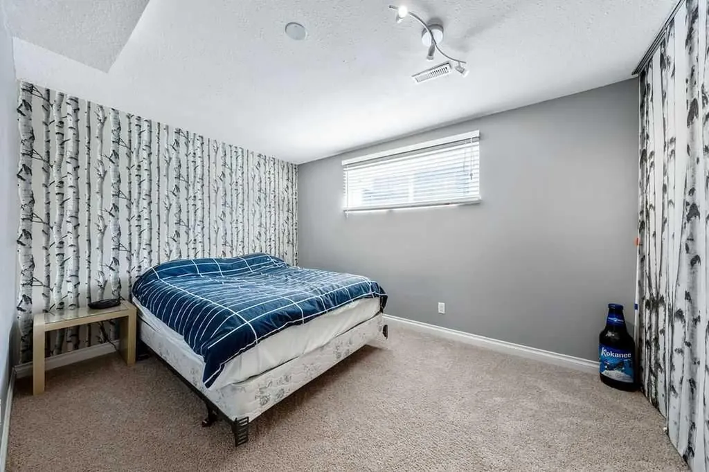 50 Cedarwood Rise SW Calgary AB T2W3H9