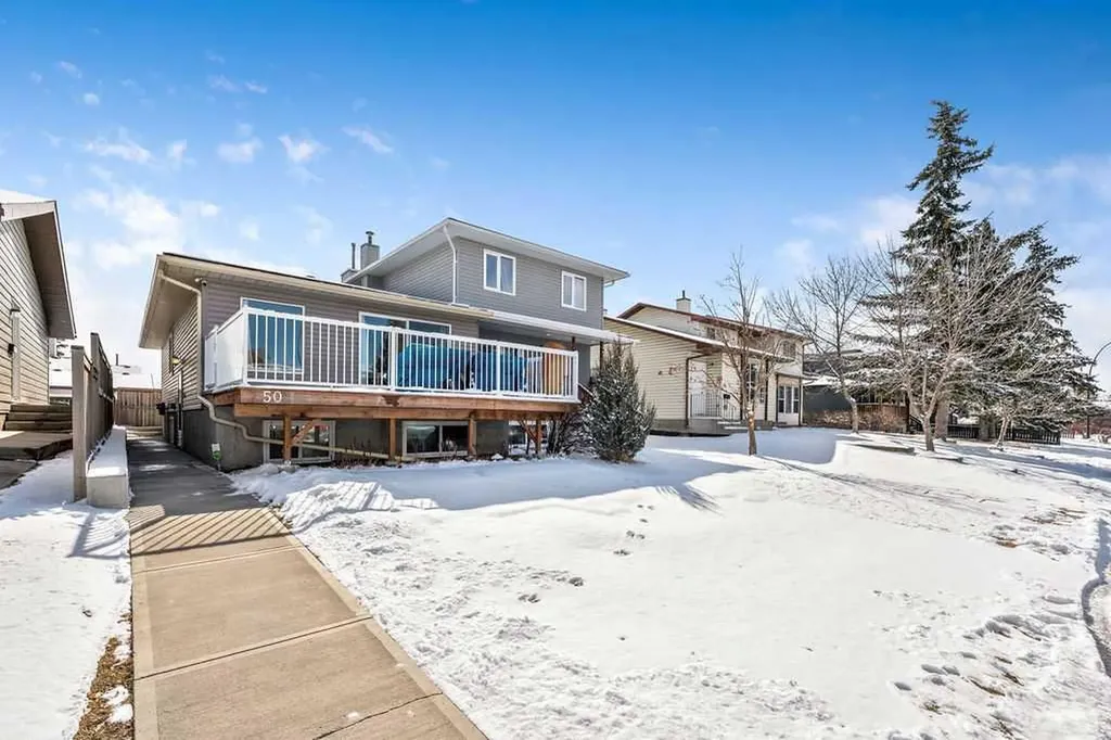 50 Cedarwood Rise SW Calgary AB T2W3H9