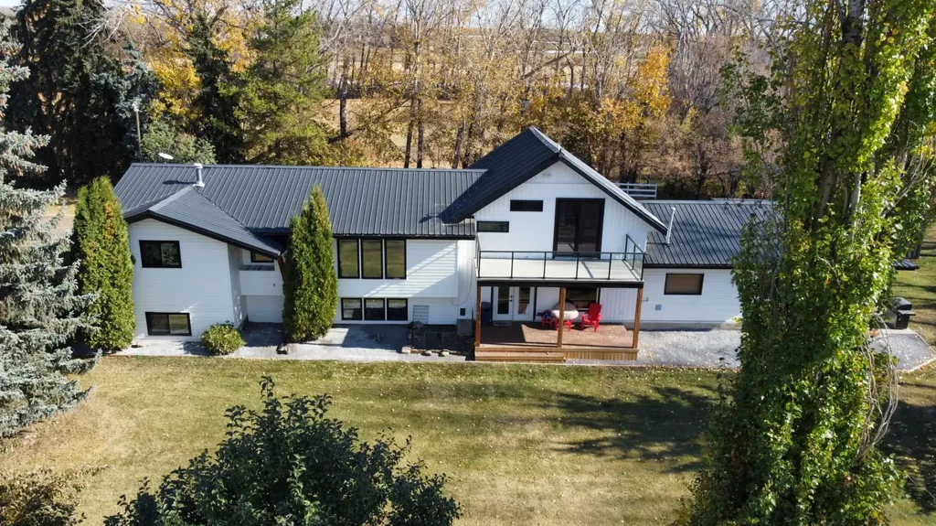 37301 Range Road 264 Rural Red Deer County AB T4E 1J6
