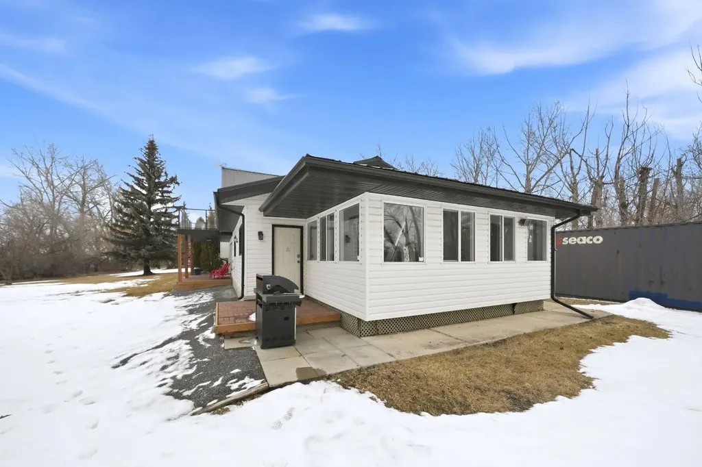 37301 Range Road 264 Rural Red Deer County AB T4E 1J6