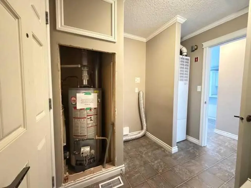 401 12 Street SW Slave Lake AB T0G 2A4