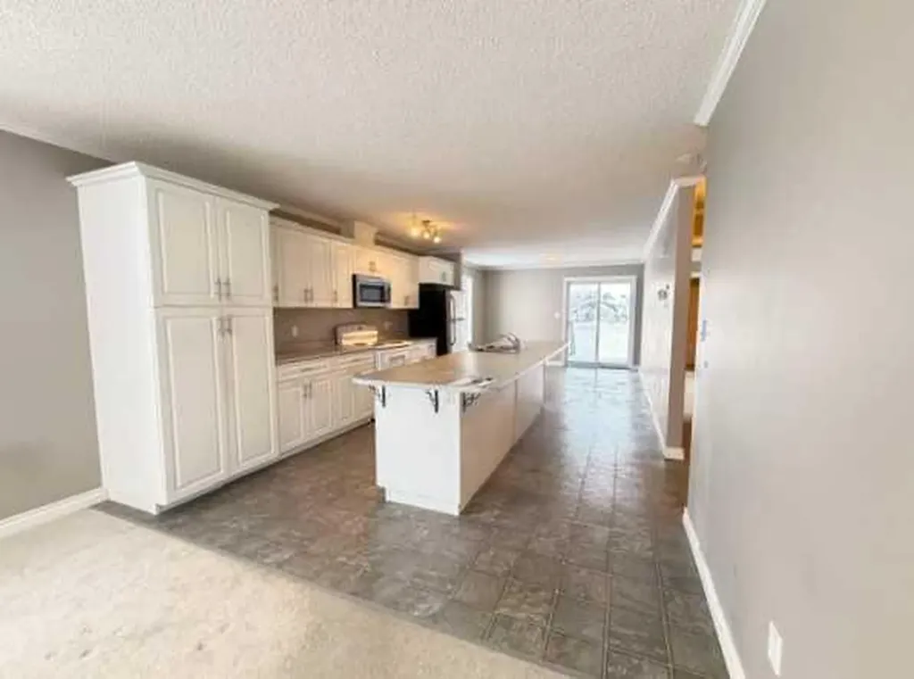 401 12 Street SW Slave Lake AB T0G 2A4
