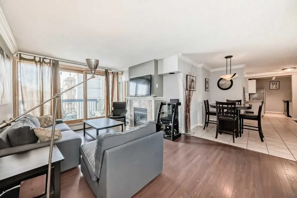 323 13 Avenue SW Calgary AB T2R 0K3
