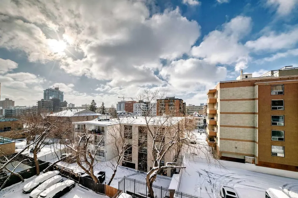 323 13 Avenue SW Calgary AB T2R 0K3
