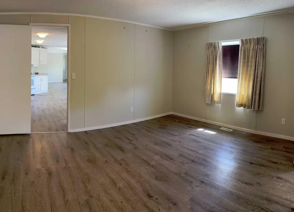 5344 76 Street Red Deer AB T4P 2A6