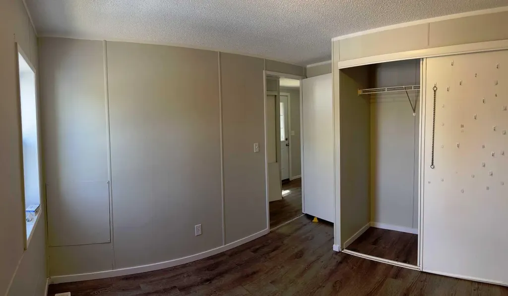 5344 76 Street Red Deer AB T4P 2A6