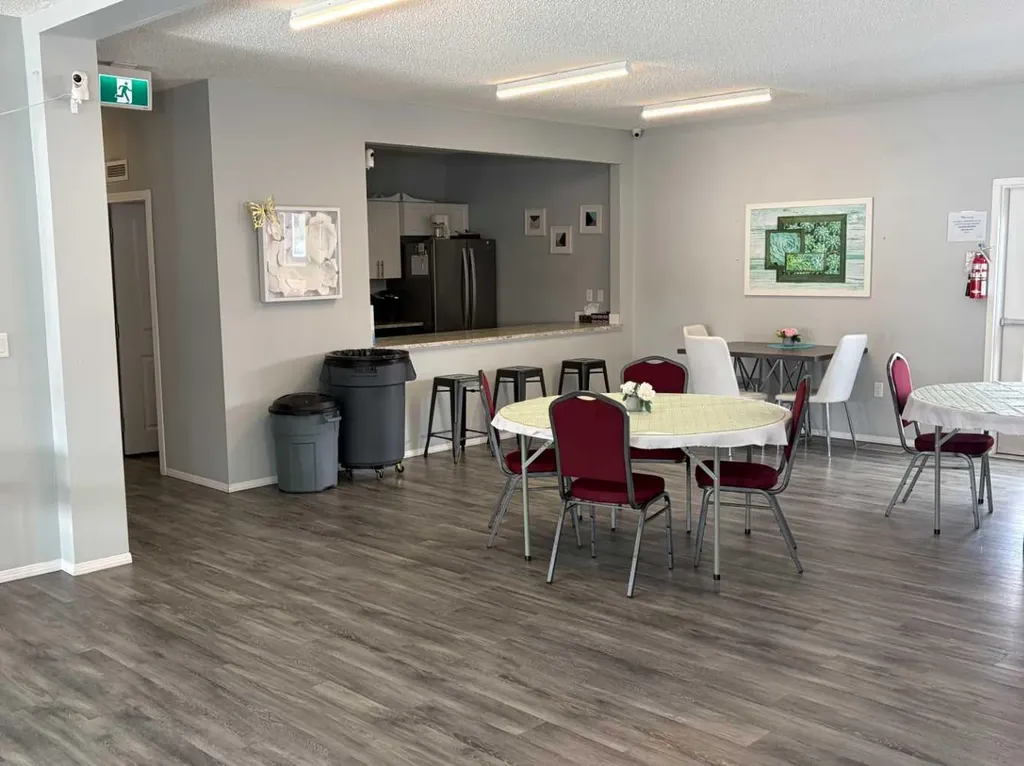 5344 76 Street Red Deer AB T4P 2A6