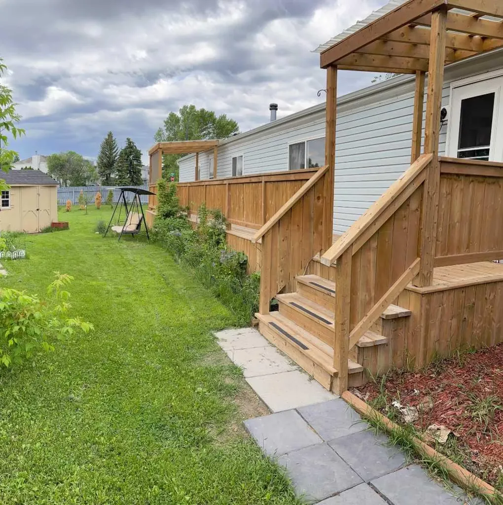 5344 76 Street Red Deer AB T4P 2A6