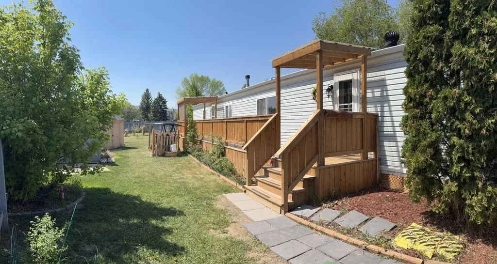 5344 76 Street Red Deer AB T4P 2A6