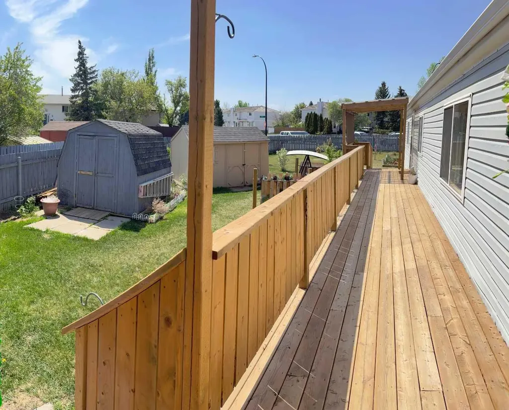 5344 76 Street Red Deer AB T4P 2A6