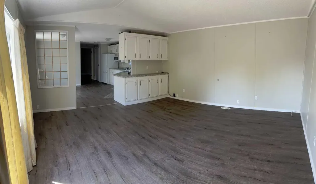 5344 76 Street Red Deer AB T4P 2A6