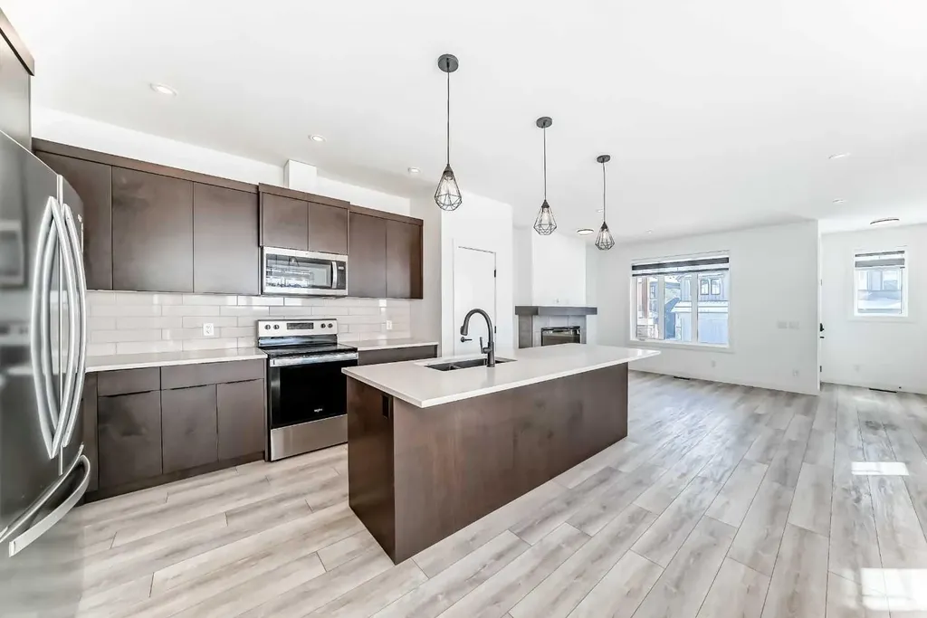 357 Calhoun Common NE Calgary AB T3P 1T2