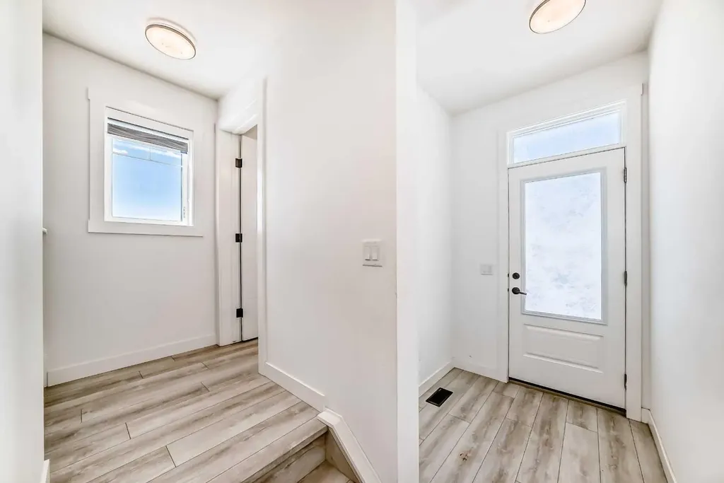 357 Calhoun Common NE Calgary AB T3P 1T2