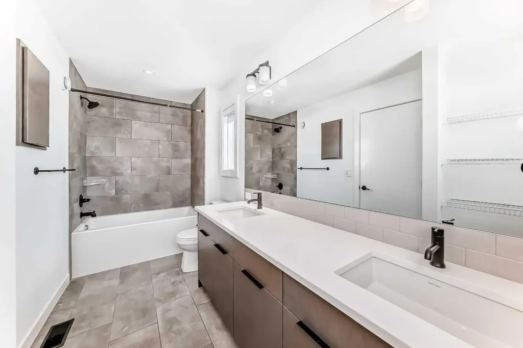 357 Calhoun Common NE Calgary AB T3P 1T2