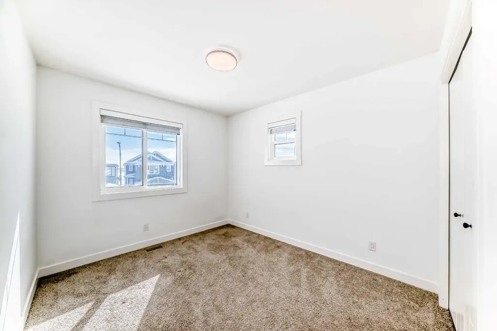 357 Calhoun Common NE Calgary AB T3P 1T2
