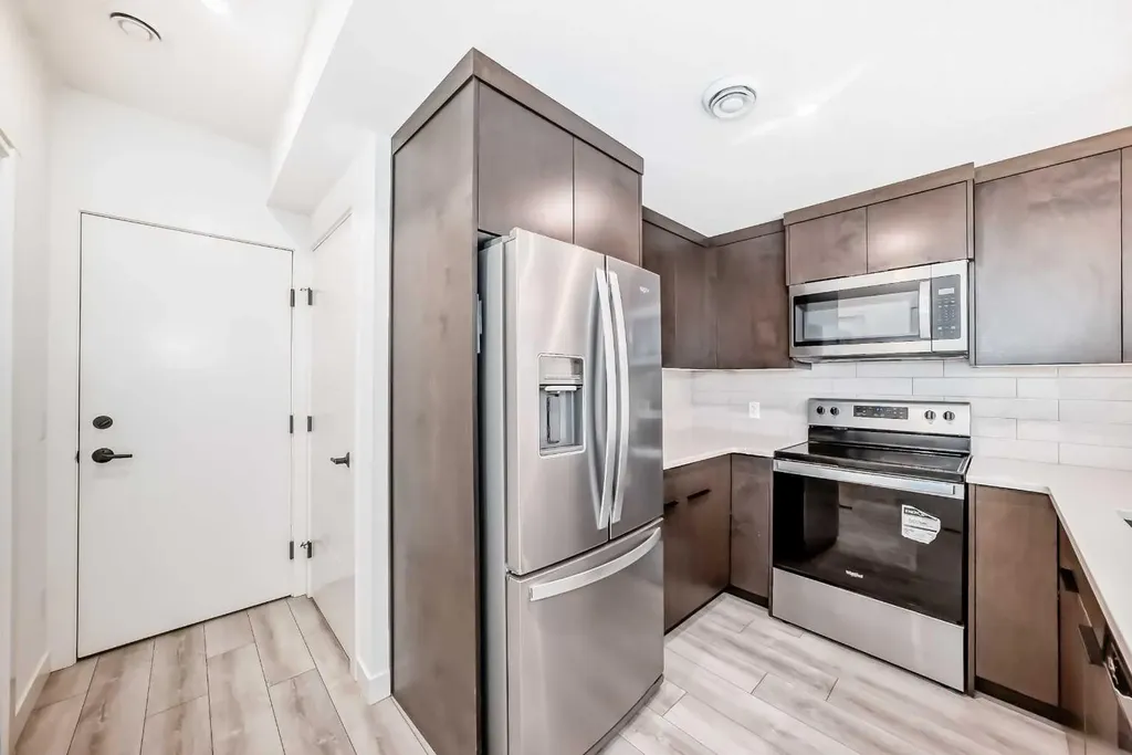 357 Calhoun Common NE Calgary AB T3P 1T2