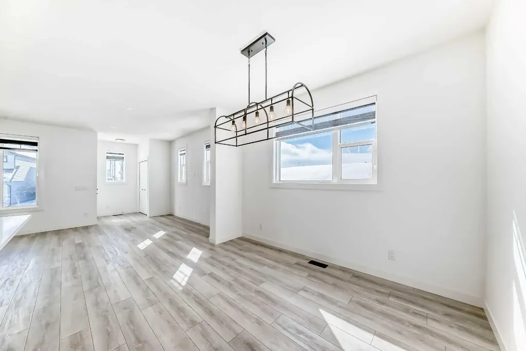 357 Calhoun Common NE Calgary AB T3P 1T2