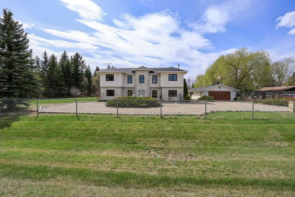 27501 Township Road 374 Rural Red Deer County AB T5S 2B1