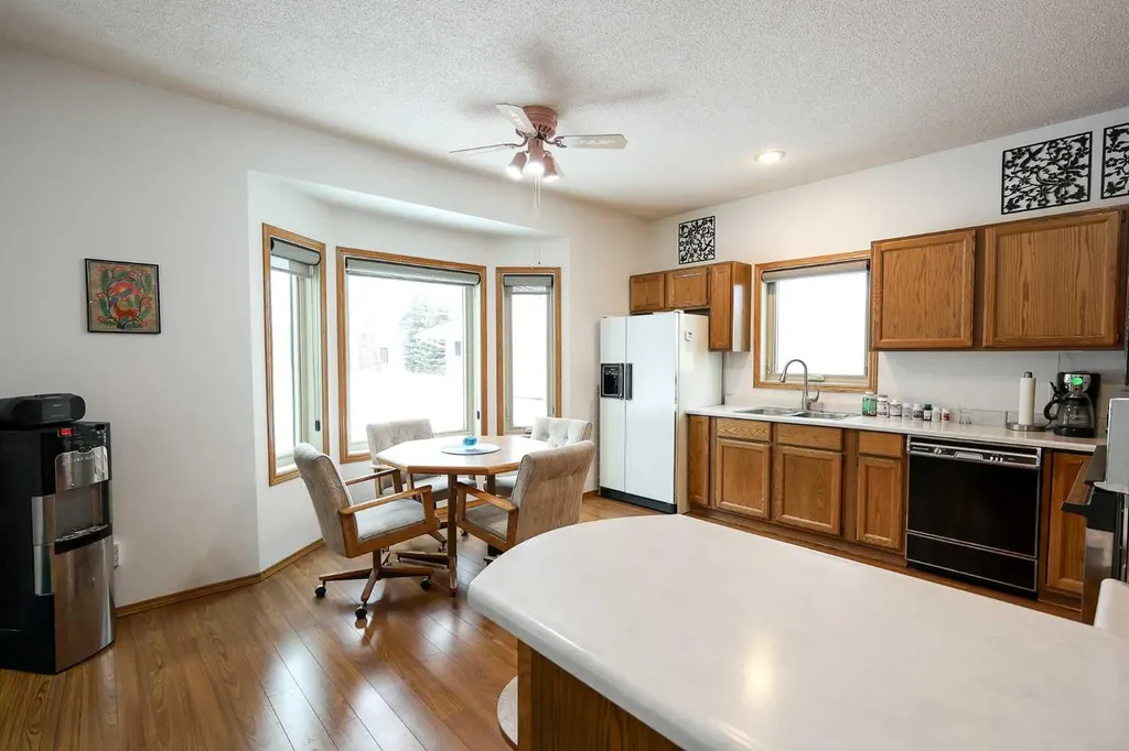 27501 Township Road 374 Rural Red Deer County AB T5S 2B1