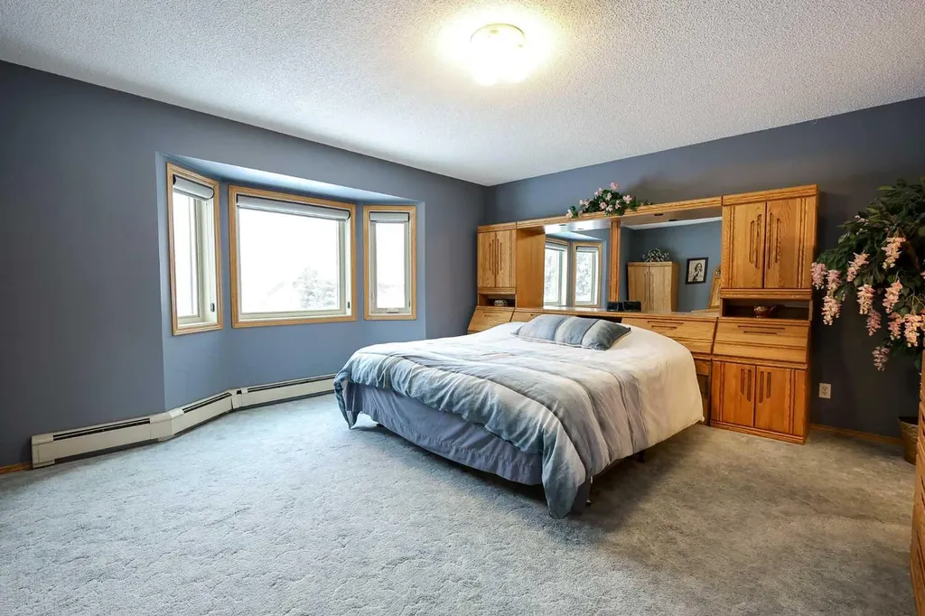 27501 Township Road 374 Rural Red Deer County AB T5S 2B1