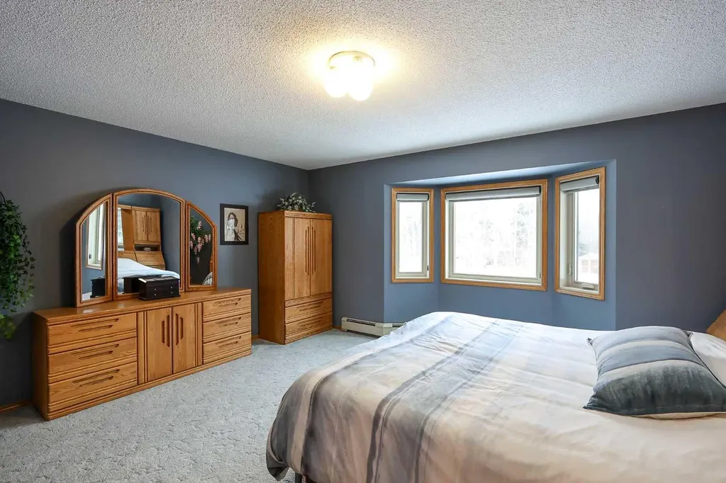 27501 Township Road 374 Rural Red Deer County AB T5S 2B1
